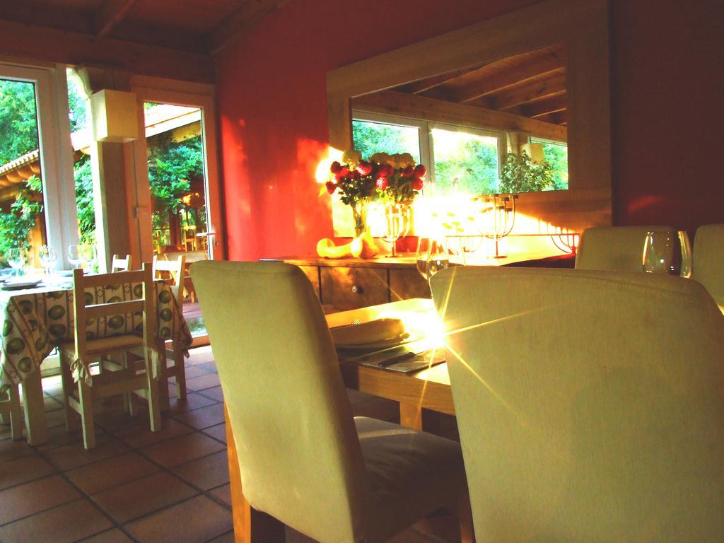 Bungalow Camping Los Manzanos Santa Cruz de Oleiros Esterno foto