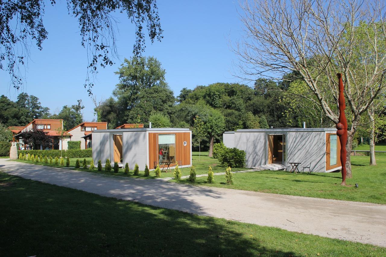 Bungalow Camping Los Manzanos Santa Cruz de Oleiros Esterno foto