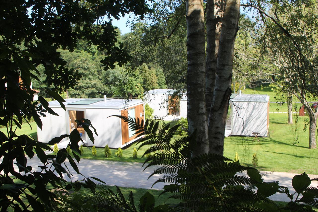 Bungalow Camping Los Manzanos Santa Cruz de Oleiros Esterno foto